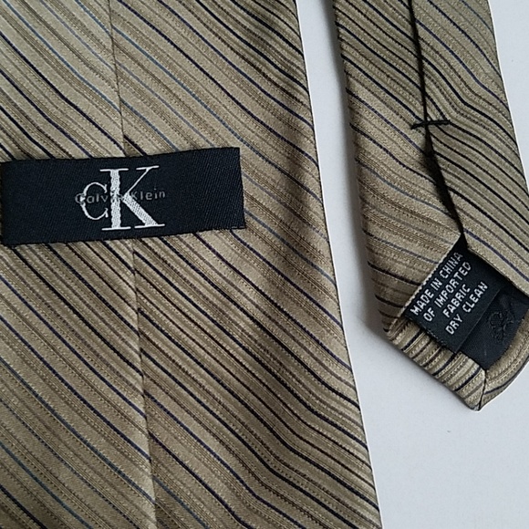 Calvin Klein Neck Tie - Picture 3 of 3